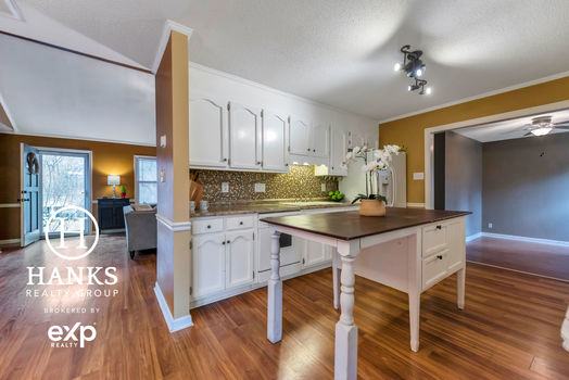 031 – 223 Woodridge Drive, Belmont, NC-3927