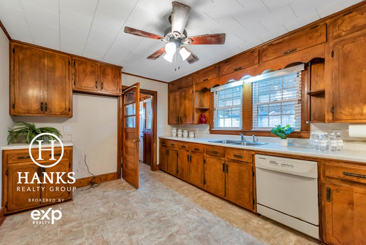 042 – 501 Mills Street-4072