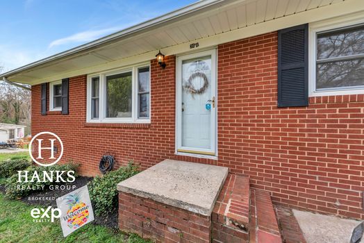 014 &#8211; 306 Belton Avenue-4896