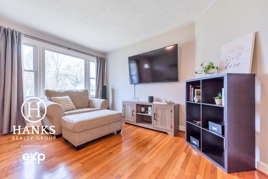 020 &#8211; 306 Belton Avenue-4950