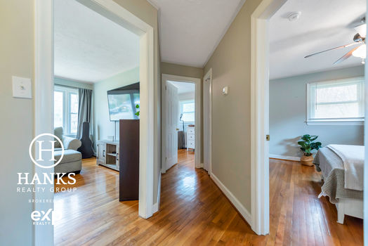 026 &#8211; 306 Belton Avenue-4943