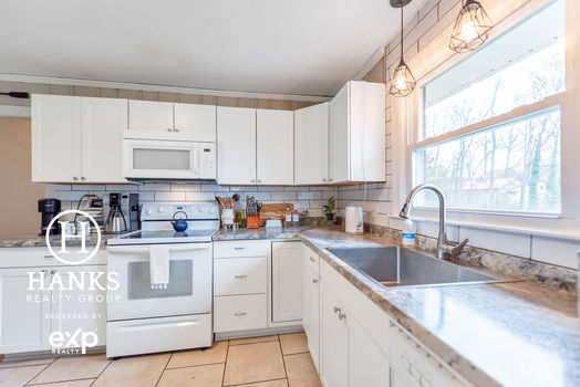 035 &#8211; 306 Belton Avenue-4924