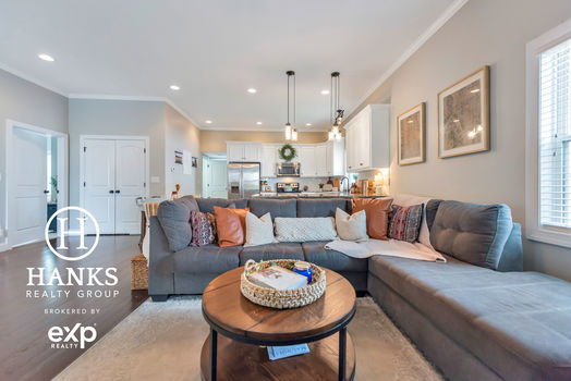 040 &#8211; 39 3rd Street-4810