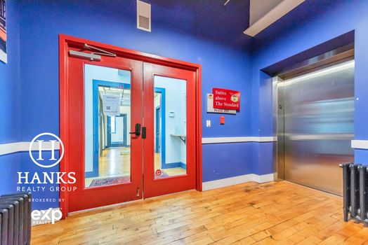 042 – 170 S South Street-4564