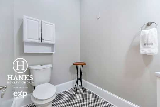 092 – 170 S South Street-4497