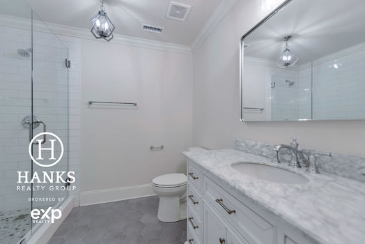 184 – 5206 Woodland Bay Drive-5676