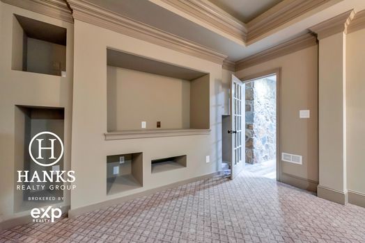 219 – 5206 Woodland Bay Drive-5711