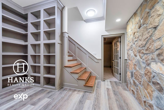 226 – 5206 Woodland Bay Drive-5718