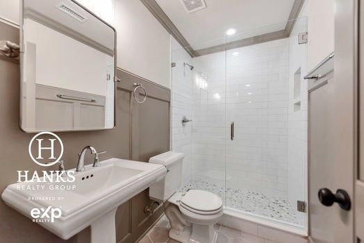 230 – 5206 Woodland Bay Drive-5722