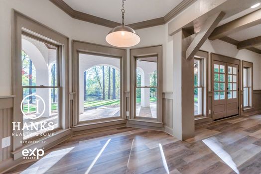 251 – 5206 Woodland Bay Drive-5741