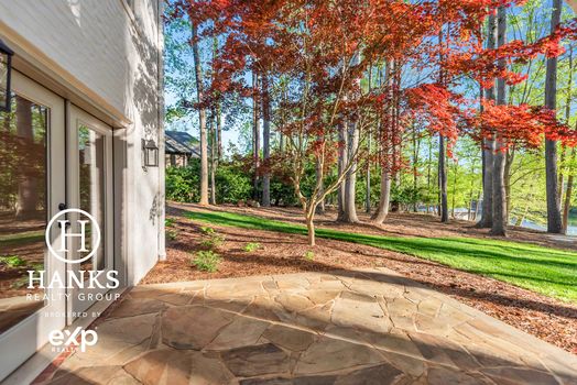 284 – 5206 Woodland Bay Drive-5799