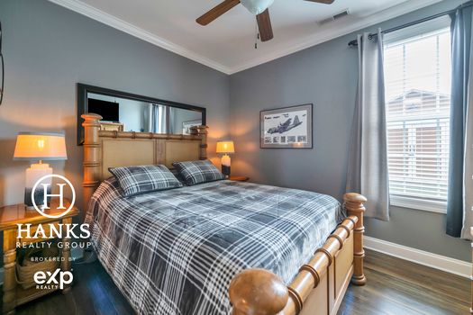 711 Robert Moses Drive-5294