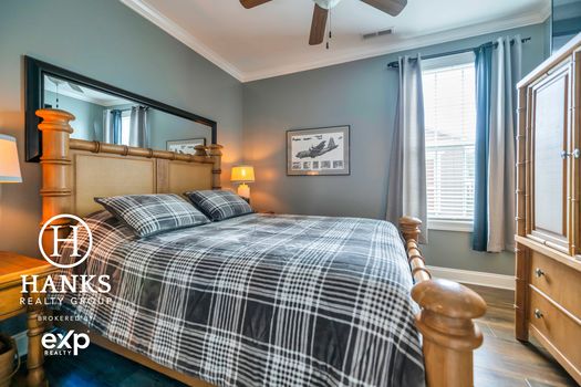 711 Robert Moses Drive-5297