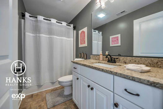 711 Robert Moses Drive-5324