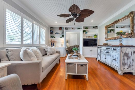 033 – 2527 Shaw Avenue-4990