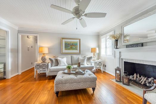 049 – 2527 Shaw Avenue-5020