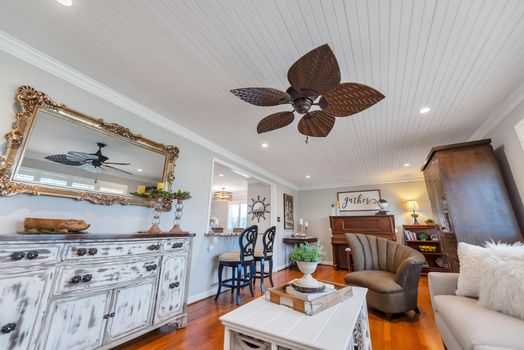 051 – 2527 Shaw Avenue-5034