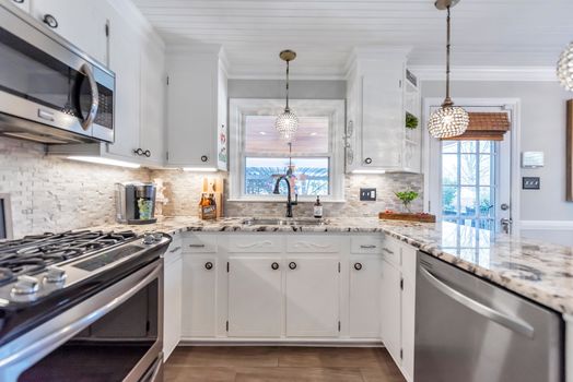 070 – 2527 Shaw Avenue-5006