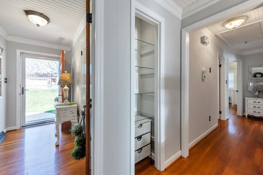 084 – 2527 Shaw Avenue-5036