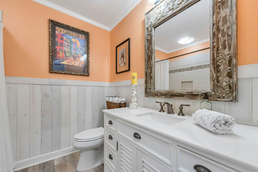 090 – 2527 Shaw Avenue-5042