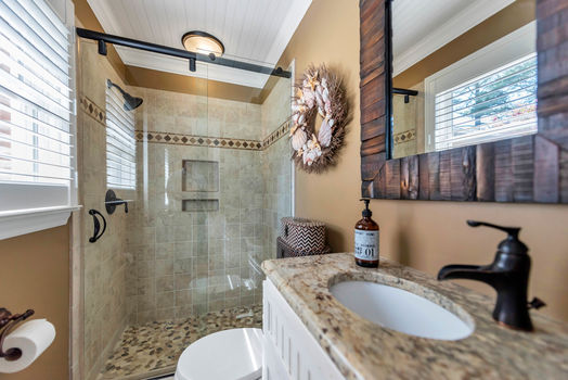 122 – 2527 Shaw Avenue-5074