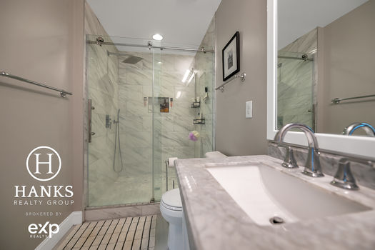 219 N Irwin Avenue, Charlotte NC - HRG_7324