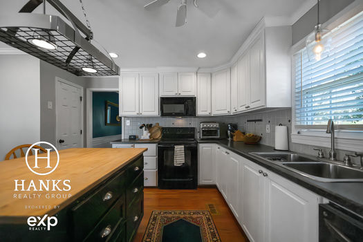 14 - 113 Windsong Court, Gastonia, NC- HRG_7944