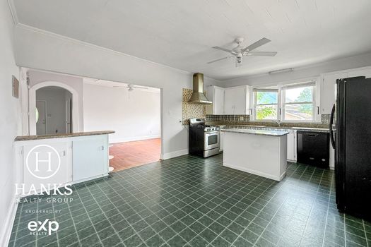 209 S Ransom Street, Gastonia, NC - 0047