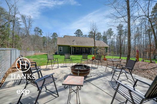 017 - 211 Holly Ridge Road, Dallas, NC - HRG_3672