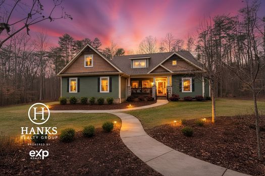 Twilight - 211 Holly Ridge Road, Dallas, NC