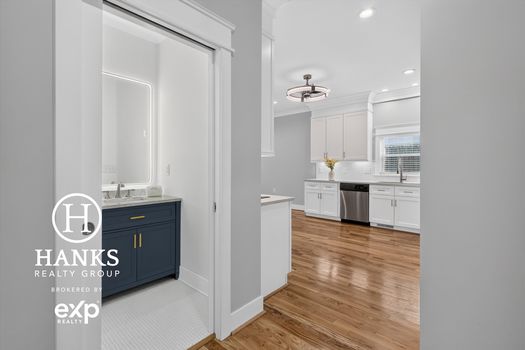 32 Second Street, Cramerton, NC 016