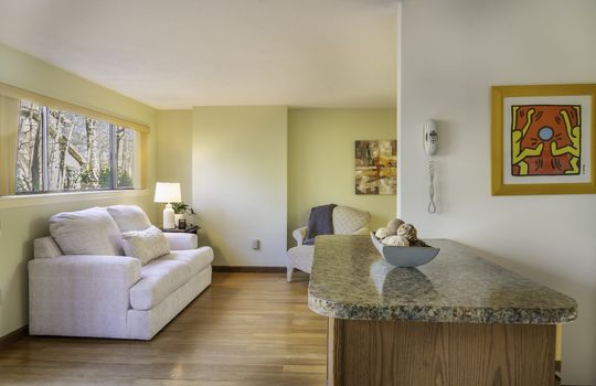 97 Meeting House Path Ashland ....-4