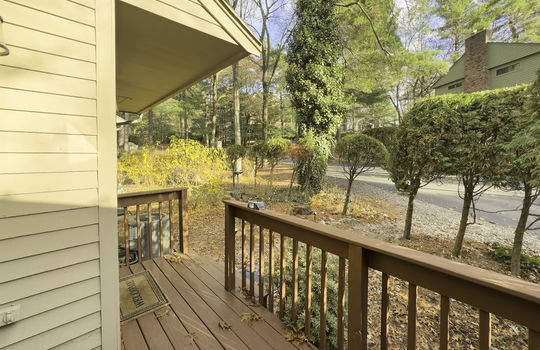 East Bluff Ashland 2-8