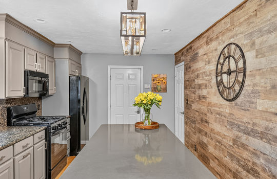 Wadsworth Interior-6