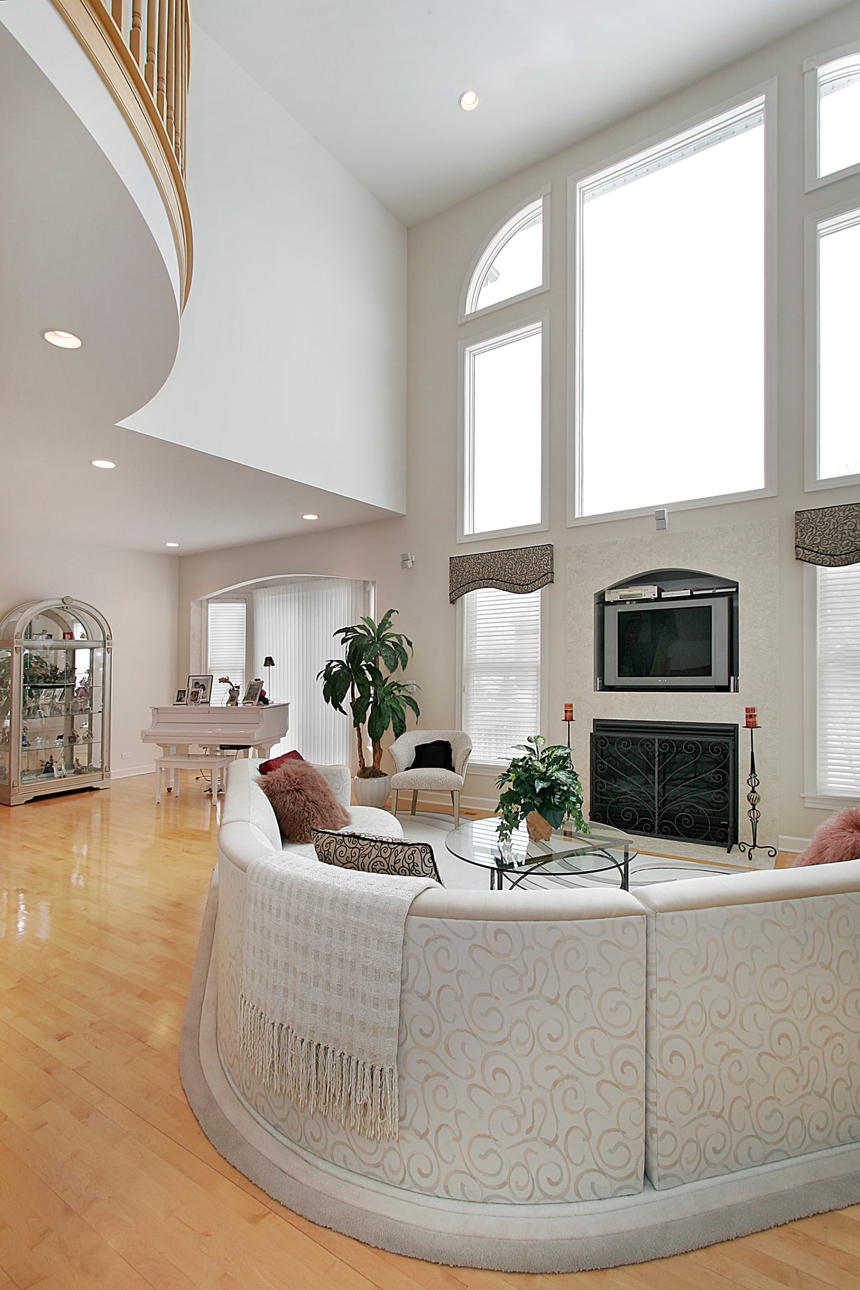Selling process - luxury living room