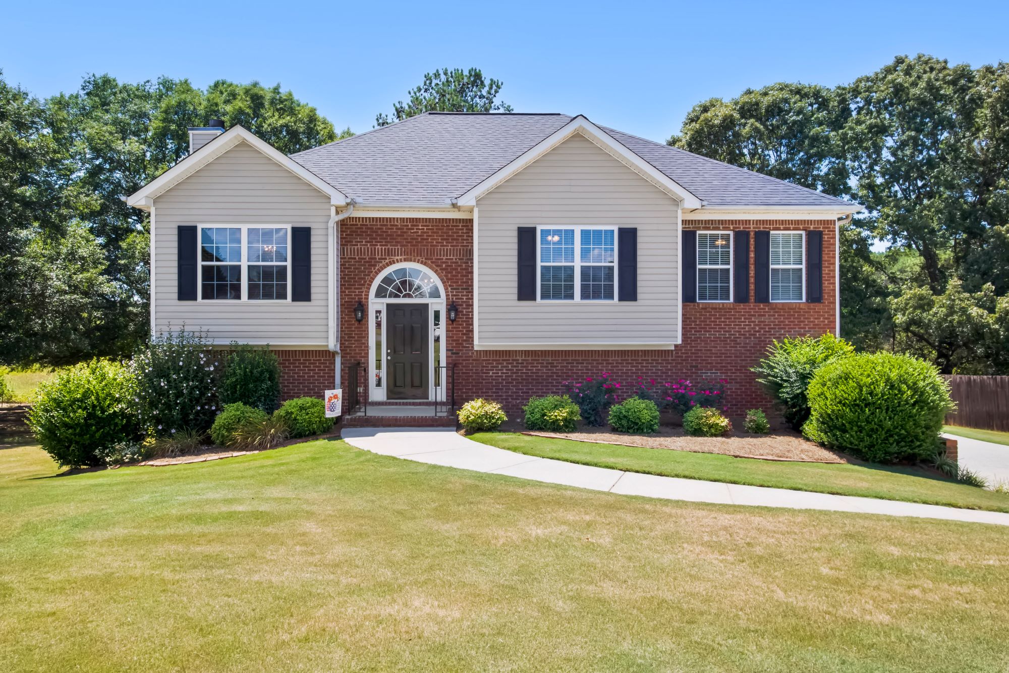 36 Shagbark Dr, Cartersville