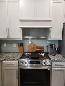 Floating shelf