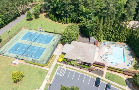 3225 Sundew Dr NW amenities