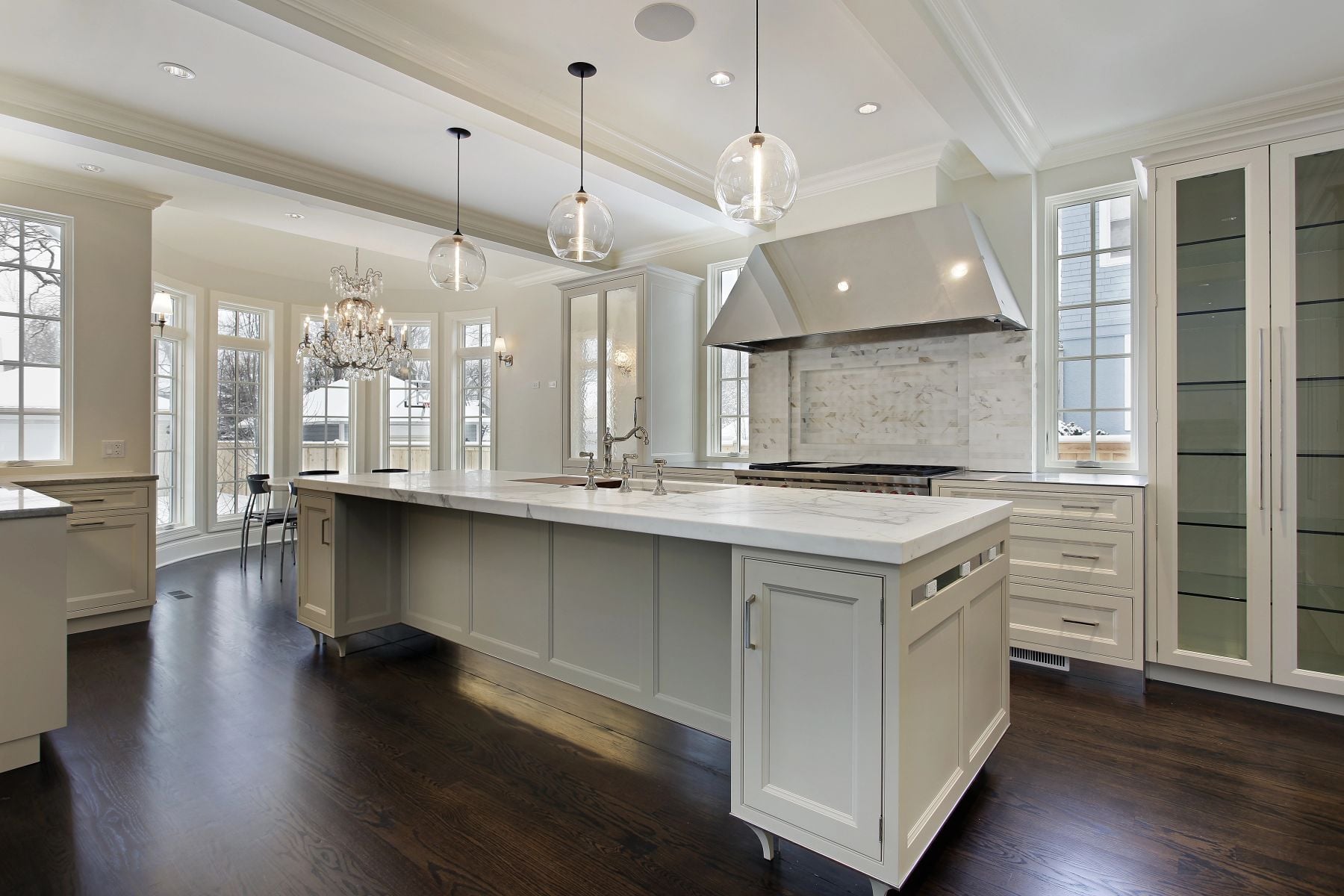 Luxury home kitchen