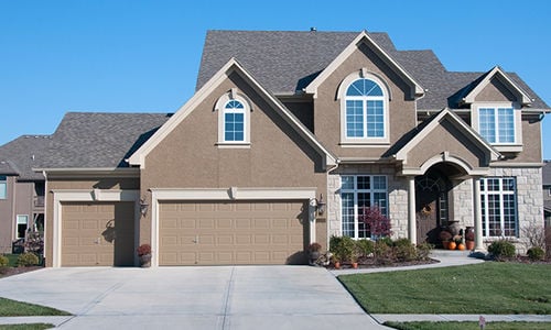 Spec Homes vs. Custom Builds: What's the Difference?