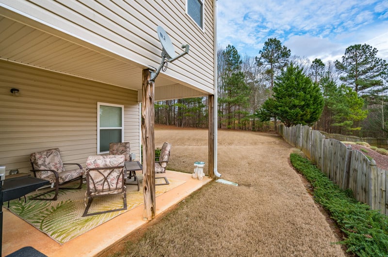 summer home exterior maintenance