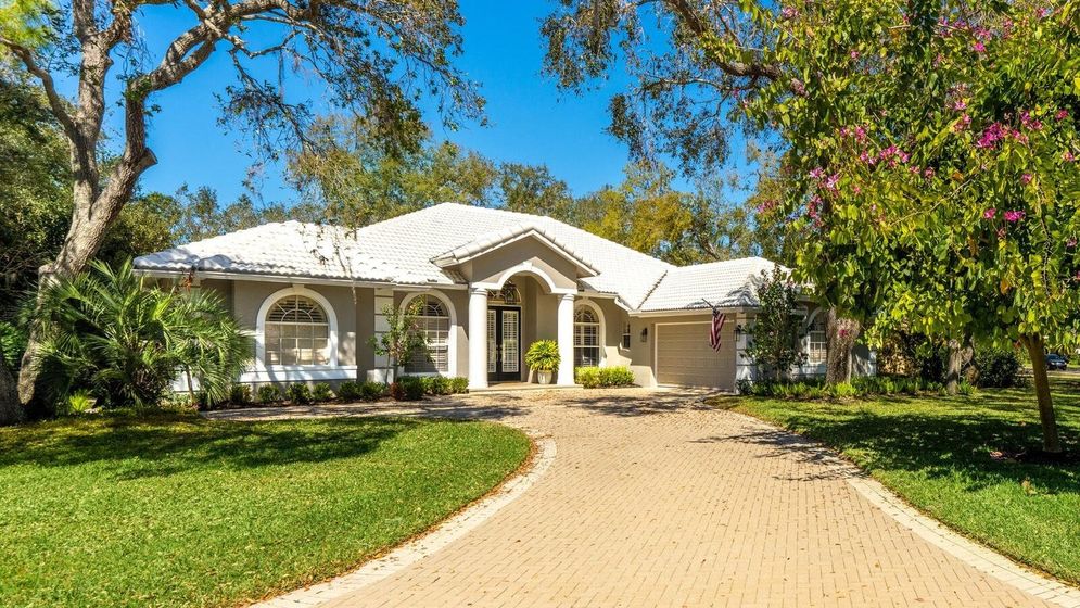 8484 Woodbriar Drive cover