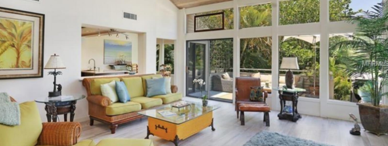 690 Land&#8217;s End Drive Cover Photo