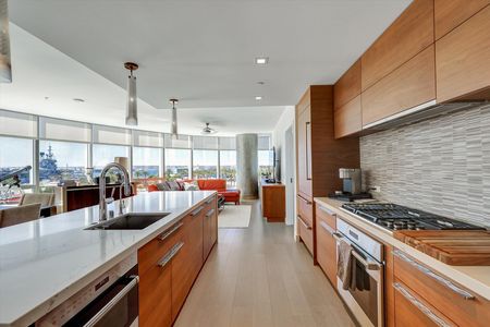 10-888 W East Street Unit 502-10