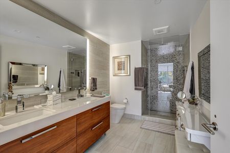 32-888 W East Street Unit 502-32