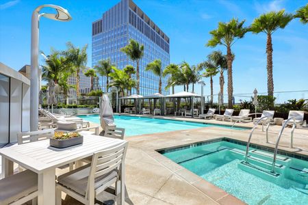 35-888 W East Street Unit 502-35