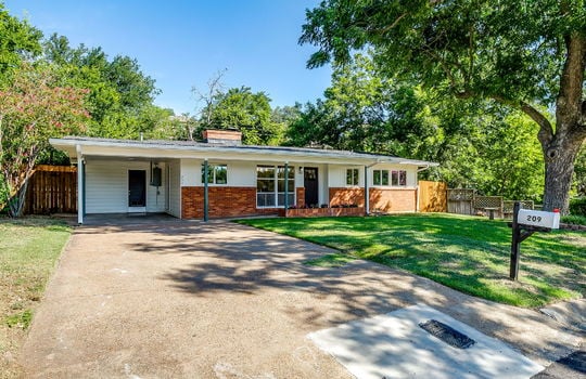209 S Hill Dr (13 of 74)