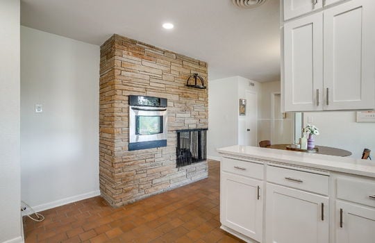 209 S Hill Dr (32 of 74)
