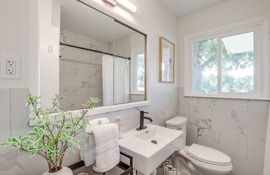 209 S Hill Dr (57 of 74)