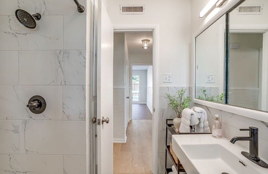 209 S Hill Dr (61 of 74)